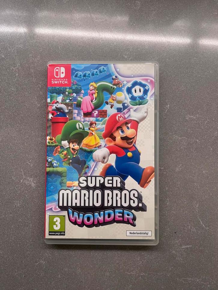 Super Mario Bros. Wonder - Nintendo Switch, Spelcomputers en Games, Games | Nintendo Switch, Zo goed als nieuw, Platform, 3 spelers of meer