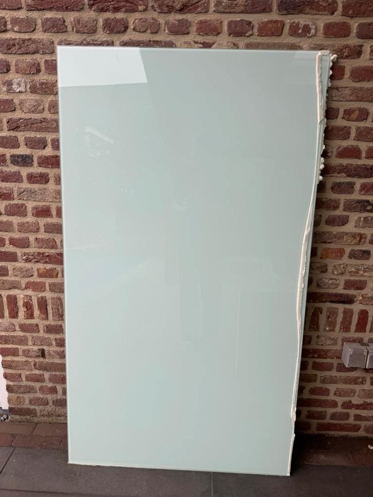 2 Witte Glasplaten, Doe-het-zelf en Verbouw, Glas en Ramen, Gebruikt, Glasplaat, 120 tot 160 cm, 80 tot 120 cm, Ophalen