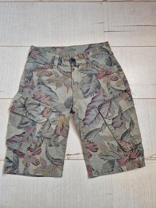 Stoere bermuda mt 128 (Vingino), Kinderen en Baby's, Kinderkleding | Maat 128, Zo goed als nieuw, Jongen, Broek, Ophalen