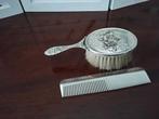 Verzilverd  baby haar borstel en kam, Antiek en Kunst, Antiek | Goud en Zilver, Ophalen of Verzenden