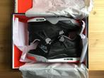 Jordan 4 Retro Bred Reimagined EU43, Zwart, Nieuw, Ophalen of Verzenden, Sneakers of Gympen