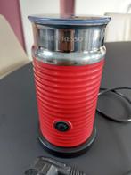 Nespresso melkopschuimer, Ophalen