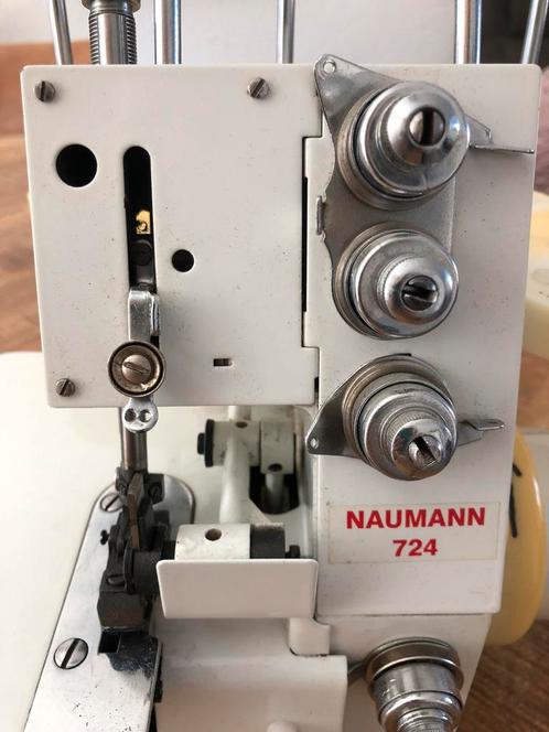 Naumann 724 lockmachine, Hobby en Vrije tijd, Naaimachines en Toebehoren, Gebruikt, Lockmachine, Overige merken, Ophalen of Verzenden