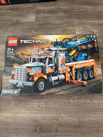 Heavy-duty tow truck (42128) beschikbaar voor biedingen