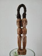Batak Sumatra Indonesisch houten beeld man vrouw verbonden, Antiek en Kunst, Kunst | Niet-Westerse kunst, Ophalen of Verzenden