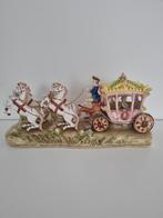 Porseleinen koets met paarden, Antiek en Kunst, Ophalen of Verzenden