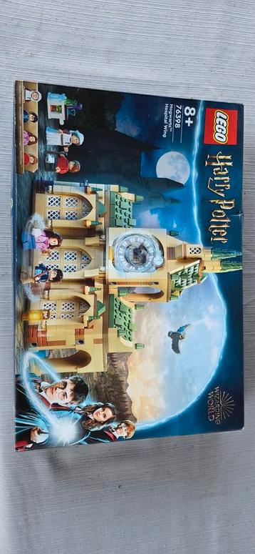 LEGO Harry Potter Hogwarts Ziekenhuisvleugel 76398 beschikbaar voor biedingen