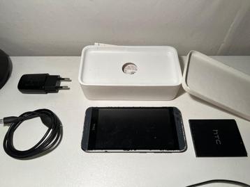 HTC Desire 620 batterij + oplader, toestel gratis inbegrepen beschikbaar voor biedingen