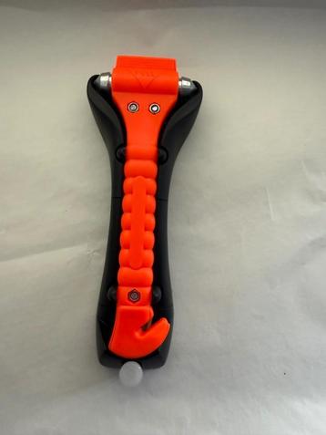 Noodhamer / Veiligheidshamer met Gordelsnijder beschikbaar voor biedingen