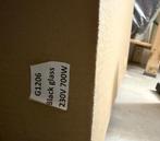 Mooi infrarood paneel 60x120 cm, 700 W, zwart, nieuw in doos, Doe-het-zelf en Verbouw, Verwarming en Radiatoren, Ophalen, 500 tot 800 watt