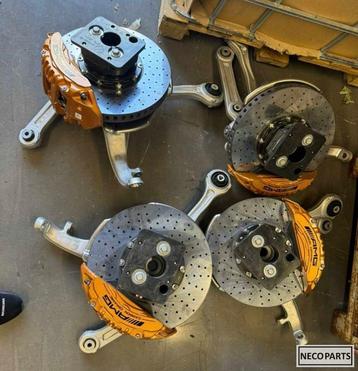 C KLASSE W206 C63 CERAMISCHE REMSCHIJVEN REMKLAUWEN NEW  beschikbaar voor biedingen