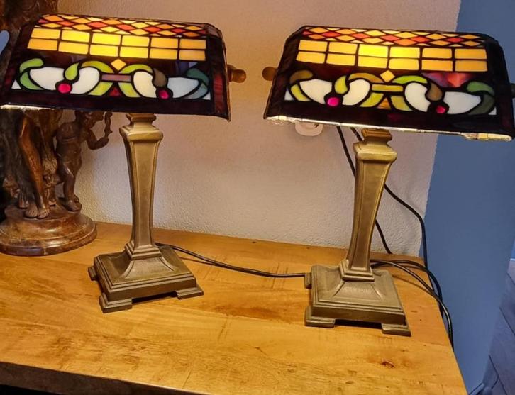 Prachtige 2 x Retro Tiffany-stijl bankierslamp- glas-in-lood, Antiek en Kunst, Antiek | Lampen, Verzenden