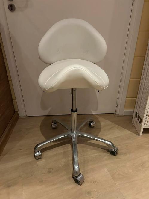 Tabouret / zadelkruk wit, Huis en Inrichting, Bureaustoelen, Gebruikt, Wit, Ophalen