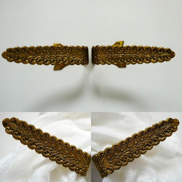 Paar messing grote embrasse haken / 2 gordijnhouders, Antiek en Kunst, Antiek | Koper en Brons, Ophalen of Verzenden