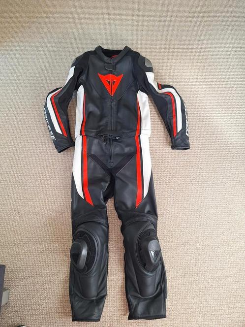 DAINESE heren motorpak maat 48, Motoren, Kleding | Motorkleding, Combipak, Heren, Tweedehands, Ophalen