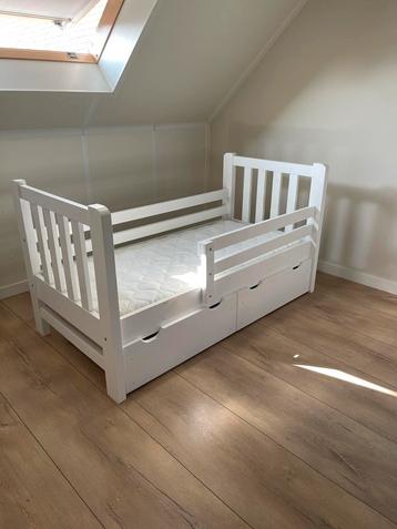 Peuterbed 70 x 150 incl matras beschikbaar voor biedingen