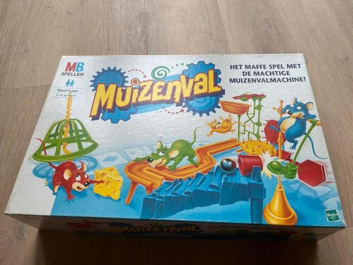 Muzenval Bordspel - MB Spellen, Hobby en Vrije tijd, Gezelschapsspellen | Bordspellen, Gebruikt, Drie of vier spelers, Ophalen of Verzenden