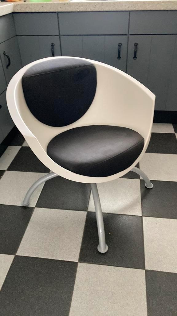 Gubbo stoel, Antiek en Kunst, Kunst | Designobjecten, Ophalen