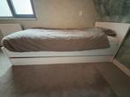 Eenpersoonsbed met lade. Stevig wit bed met lattenbodem, Ophalen, 90 cm, Eenpersoons, Wit