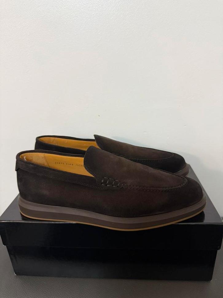 Magnanni slip on maat 43, Kleding | Heren, Schoenen, Nieuw, Loafers, Bruin, Ophalen of Verzenden