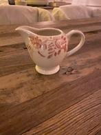 Vintage Churchill Melkkannetje met Bloemenmotief, Antiek en Kunst, Ophalen of Verzenden