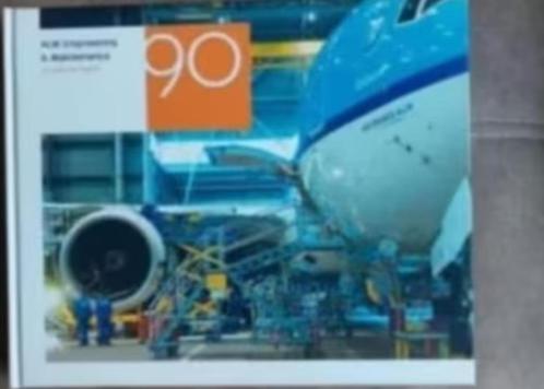 KLM Engineering & Maintenance - 90 years in frames (2011), Verzamelen, Luchtvaart en Vliegtuigspotten, Zo goed als nieuw, Boek of Tijdschrift