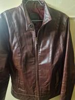 Donker bordeaux rode leren jas mt 38 IZGST, Ophalen of Verzenden, Zo goed als nieuw, Maat 38/40 (M), Rood