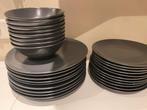 IKEA servies, Huis en Inrichting, Keuken | Servies, Ophalen of Verzenden, Gebruikt, Overige stijlen, Bord(en)