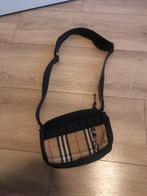 Burberry hangtasje, Ophalen of Verzenden, Zo goed als nieuw, Zwart