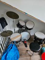 Kinder drumstel - compleet en klaar voor gebruik!, Muziek en Instrumenten, Ophalen, Gebruikt, Overige merken
