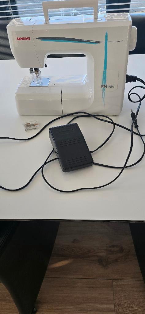 Janome Punchmachine, Hobby en Vrije tijd, Naaimachines en Toebehoren, Zo goed als nieuw, Toebehoren, Janome, Ophalen