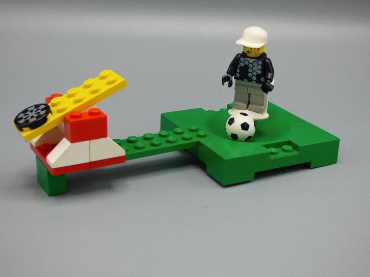 lego 1429 Voetbal, Kinderen en Baby's, Speelgoed | Duplo en Lego, Gebruikt, Lego, Complete set, Ophalen of Verzenden