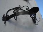 Smeedijzeren Wand-wildkroon met kandelaar, Antiek en Kunst, Curiosa en Brocante, Ophalen of Verzenden