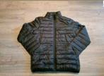 Mooie nette gevoerde zwarte heren tussen jas, Kleding | Heren, Jassen | Winter, Ophalen of Verzenden, Zo goed als nieuw, Maat 46 (S) of kleiner