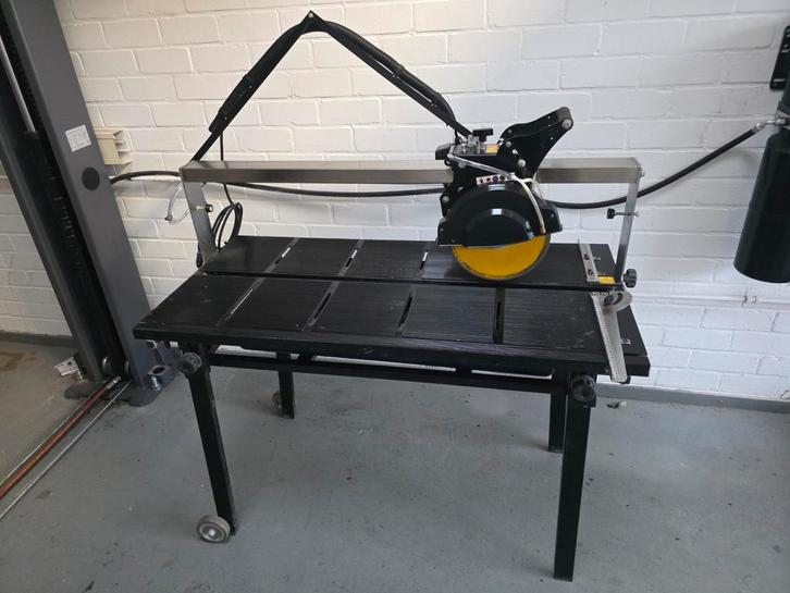 Watertegelzaag Inter Dynamics zgan, Doe-het-zelf en Verbouw, Gereedschap | Zaagmachines, Zo goed als nieuw, Afkortzaag, 1200 watt of meer
