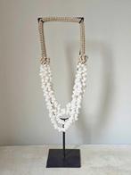Schelpenketting op standaard Usha 2 uit Bali, Ophalen of Verzenden, Tropical home, 6951nk, Nieuw