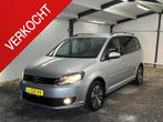 Volkswagen Touran 1.6 TDI Highline BlueMotion 105PK 2011 NAV, Auto's, Volkswagen, Euro 5, Gebruikt, 4 cilinders, Alcantara