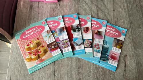 Complete serie taarten decoreren, check de foto’s voor info, Hobby en Vrije tijd, Taarten en Cupcakes maken, Gebruikt, Versiering