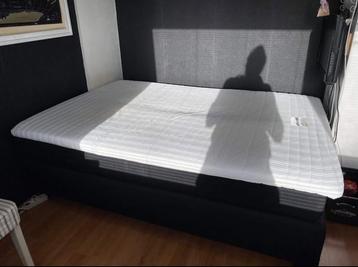Zwarte boxspring BeterBed te koop beschikbaar voor biedingen