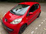 Peugeot 107 1.0 12V 3DR 2008 Rood, Auto's, Voorwielaandrijving, 4 stoelen, 68 pk, Handgeschakeld