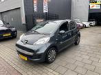 Peugeot 107 1.0-12V Millesim 200 3e Eigenaar! Airco NAP APK, Voorwielaandrijving, Euro 5, Gebruikt, 4 stoelen