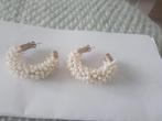 Oorbellen, Sieraden, Tassen en Uiterlijk, Oorbellen, Overige materialen, Beige, Nieuw, Ophalen of Verzenden