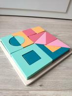 Houten puzzel met blokjes in diverse vormen en kleuren, Ophalen of Verzenden, Zo goed als nieuw