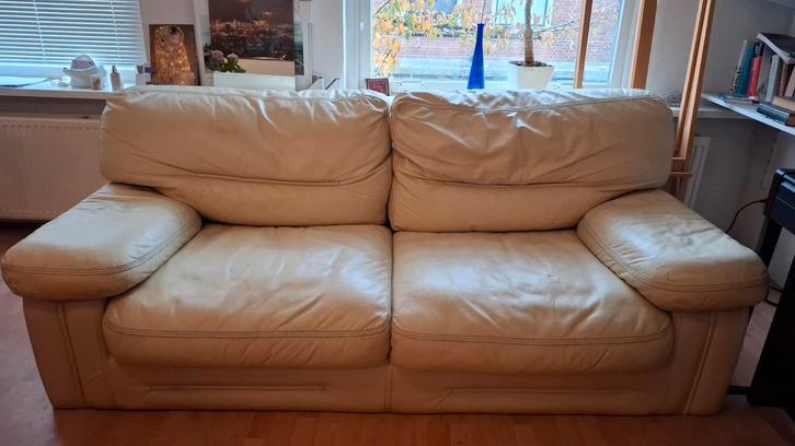 Beige Kunstleren Bank - 3 persoons, Huis en Inrichting, Banken | Bankstellen, Ophalen