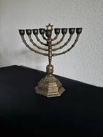 Chanoekia Kandelaar, Ophalen, Koper of Brons