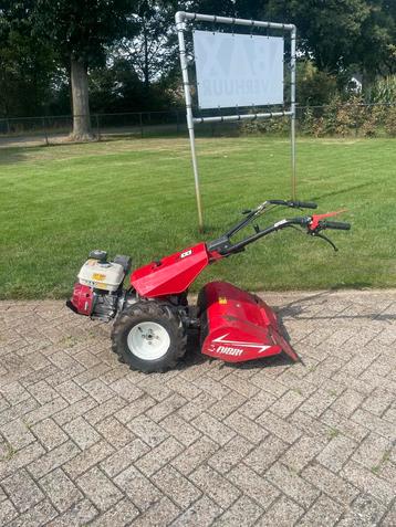 Honda tuinfrees B52 beschikbaar voor biedingen