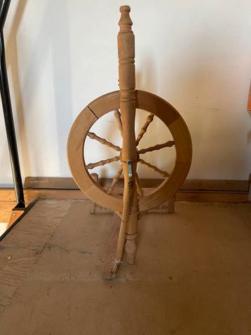 Spinnenwiel zonder vlucht beschikbaar voor biedingen