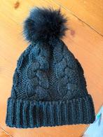Te koop zwarte muts met warme binnenvoering., C&A, Ophalen of Verzenden, Zo goed als nieuw, Muts