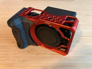 Canon EOS M Cinema Camera + Filmatura Rogue Cage & Hood beschikbaar voor biedingen