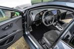 SEAT Leon ST 2.0 TSI CUPRA R 4DRIVE ACC DCC Carbon Beats Pan, Auto's, Seat, Automaat, 15 km/l, Euro 6, 1984 cc